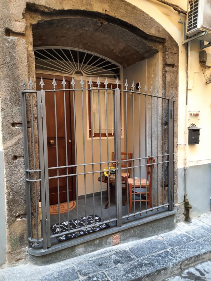 Il Basso Accomodation * Napoli